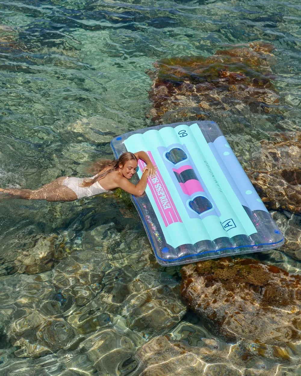 מצוף קסטה ענק
